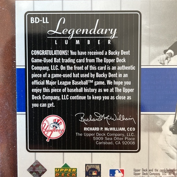 *RARE* Upper Deck: Yankees Legends - Bucky Dent - Legendary Lumber! ⚾️ - Picture 4 of 4